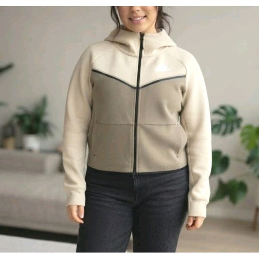 Nike Tech Fleece Full Zip Hoodie Women's Plus 1X Beige Brown Athletic Jacket